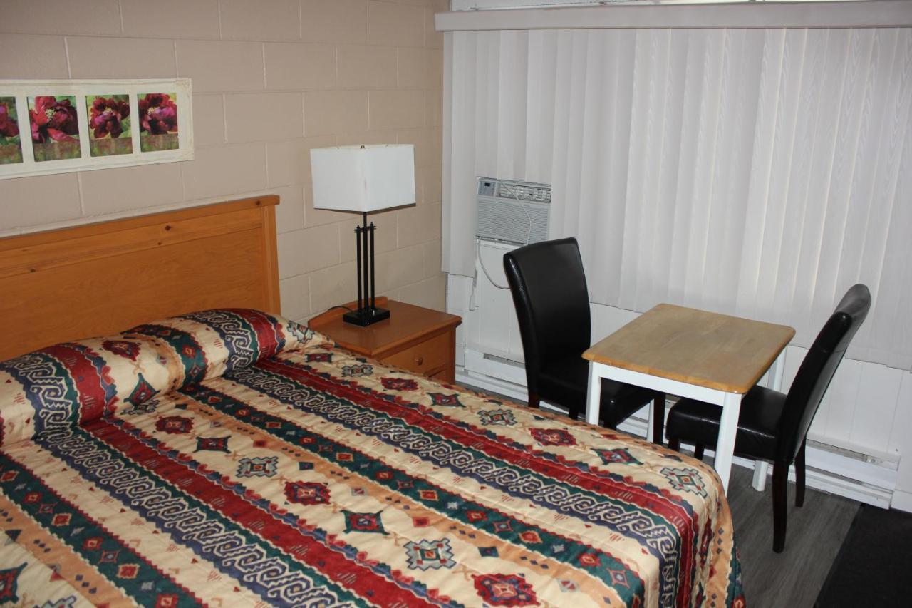 Flamingo Motel Penticton Eksteriør bilde