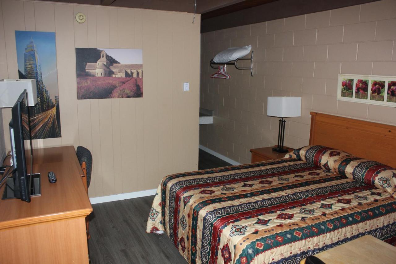 Flamingo Motel Penticton Eksteriør bilde