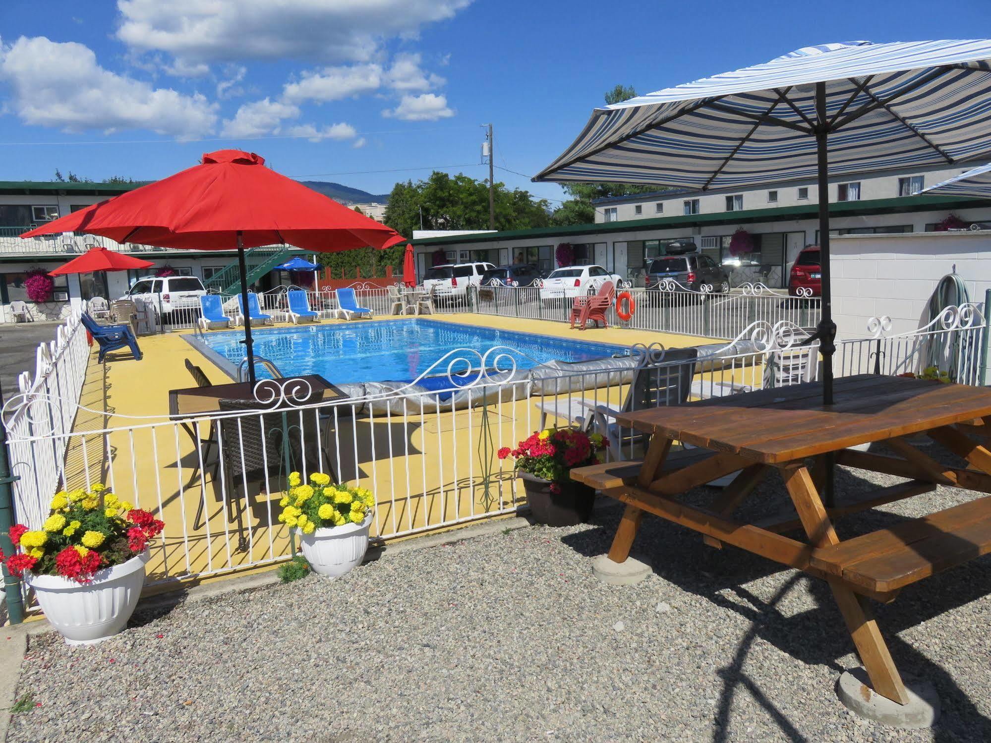 Flamingo Motel Penticton Eksteriør bilde