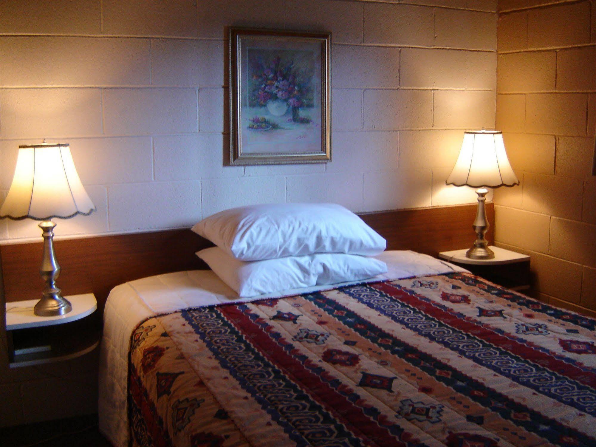 Flamingo Motel Penticton Eksteriør bilde
